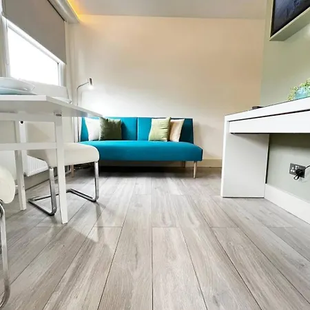 Apt 11 Seaside Serenity Chic Studio Steps To Beach Brighton Exterior photo